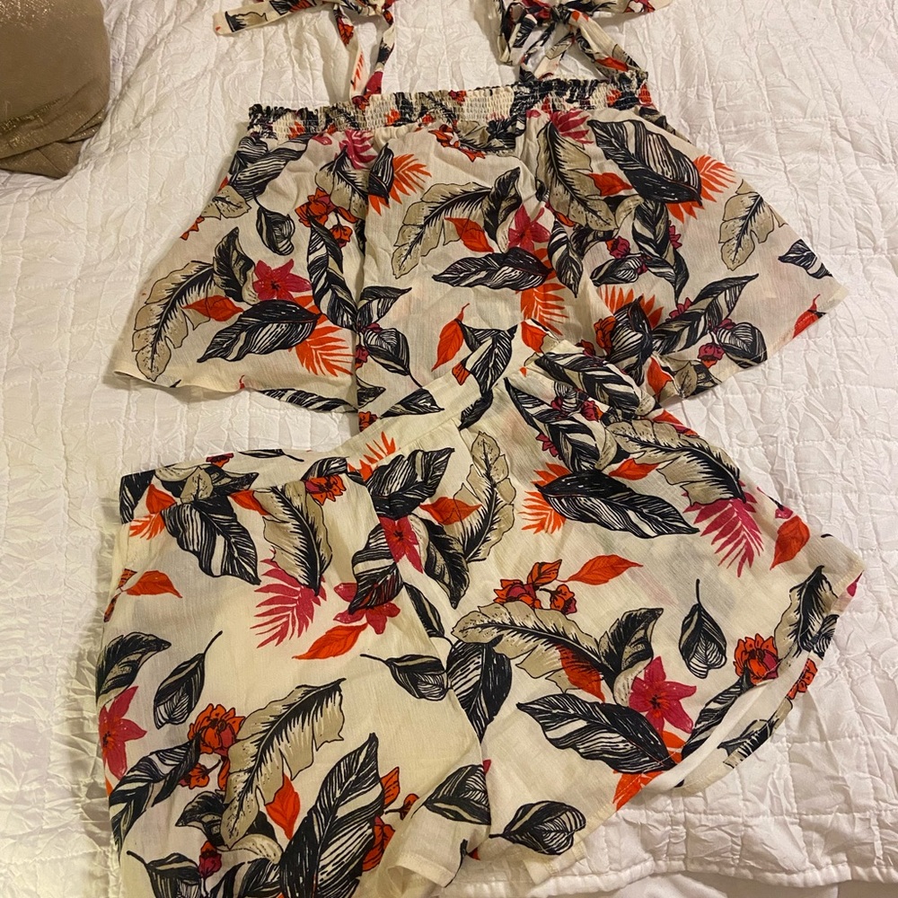 2-piece set